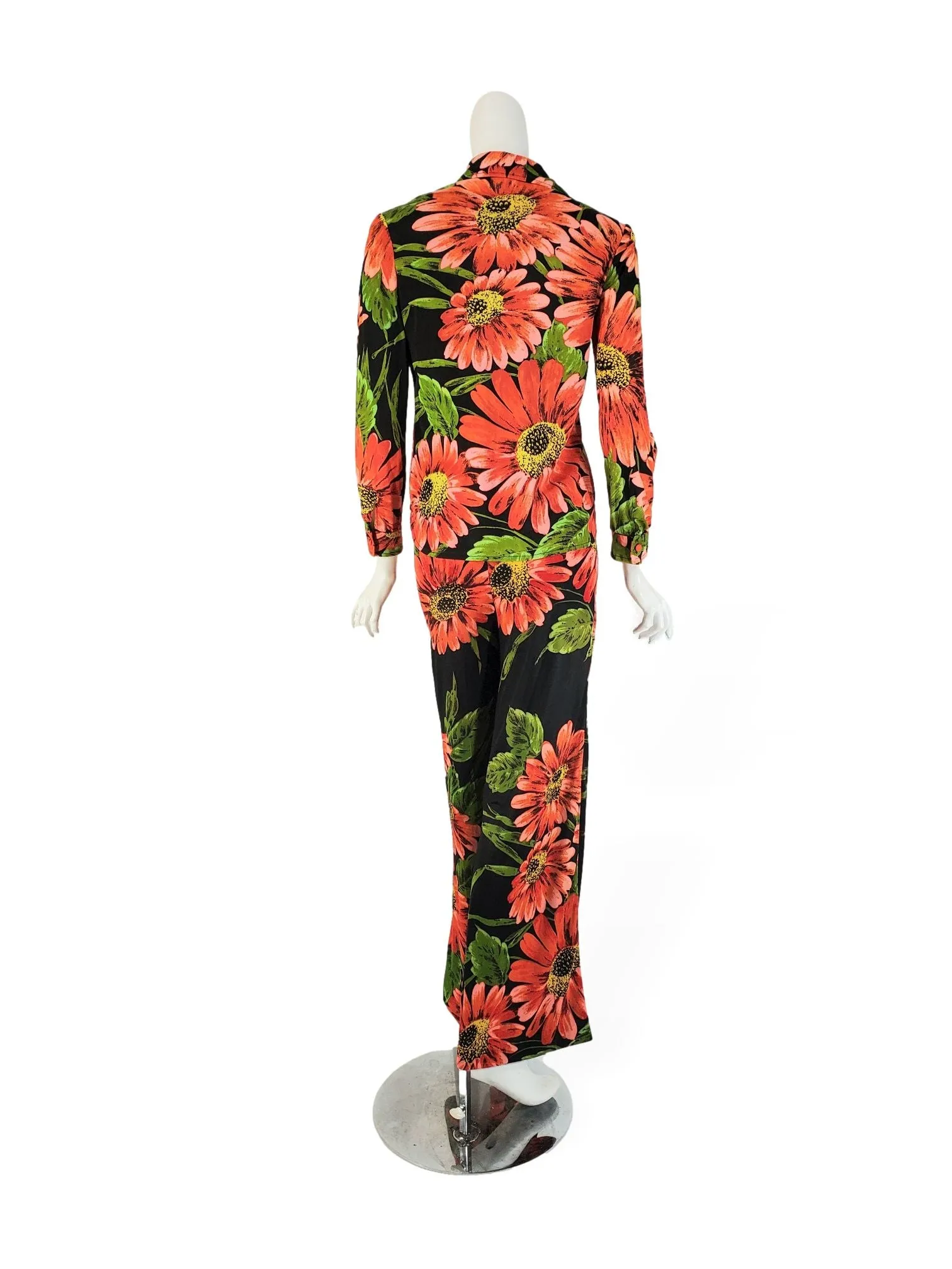 70s Pants, Top, and Shirt Set in Bold Floral - sm, med