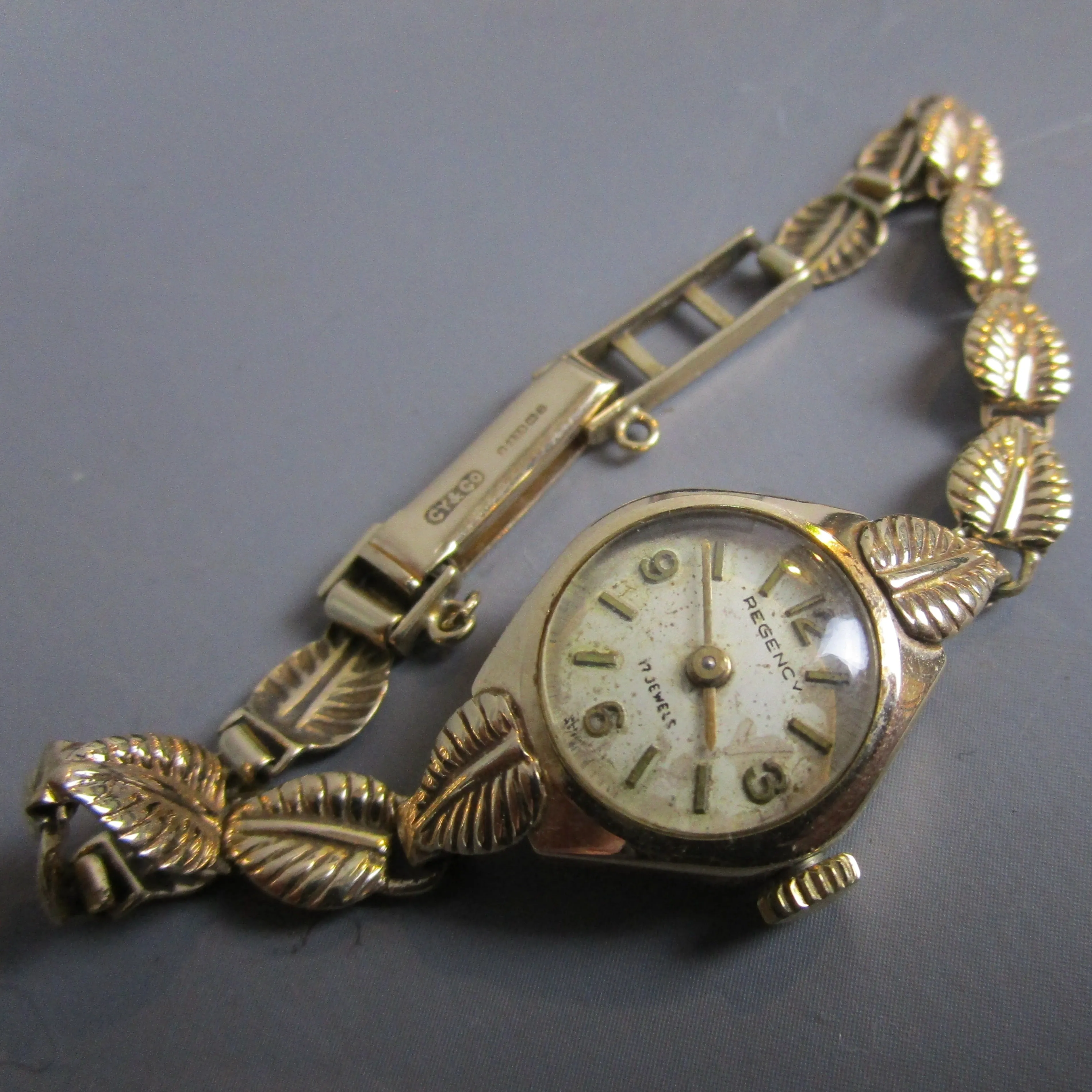 9CT Gold Ladies Regency Wrist Watch 17 Jewels Swiss Movement Vintage c1960