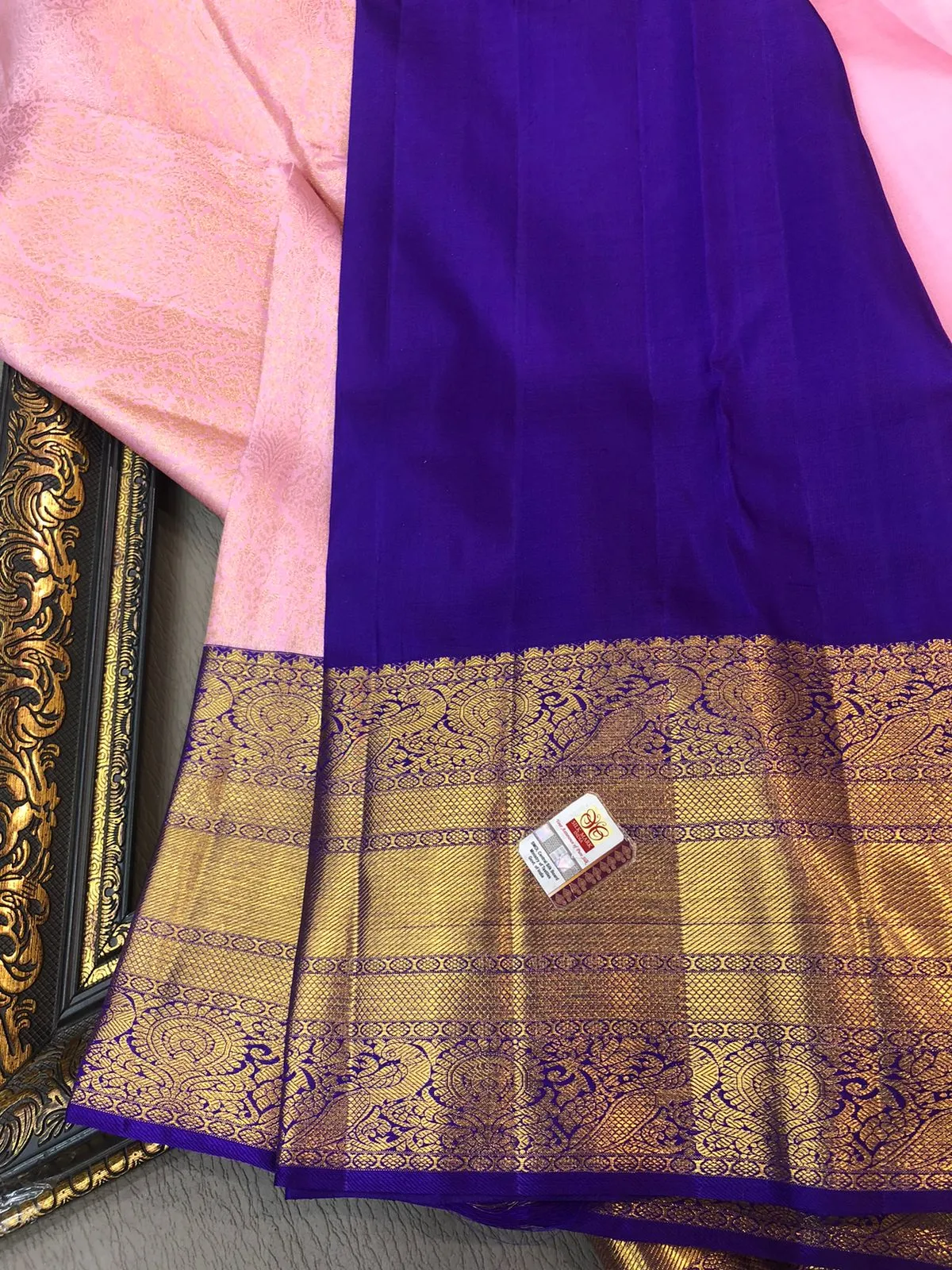 Anandamalika , Exclusive Pure Kanjeevaram Handloom Brocade Silk Saree for Women -SACHI001KSC