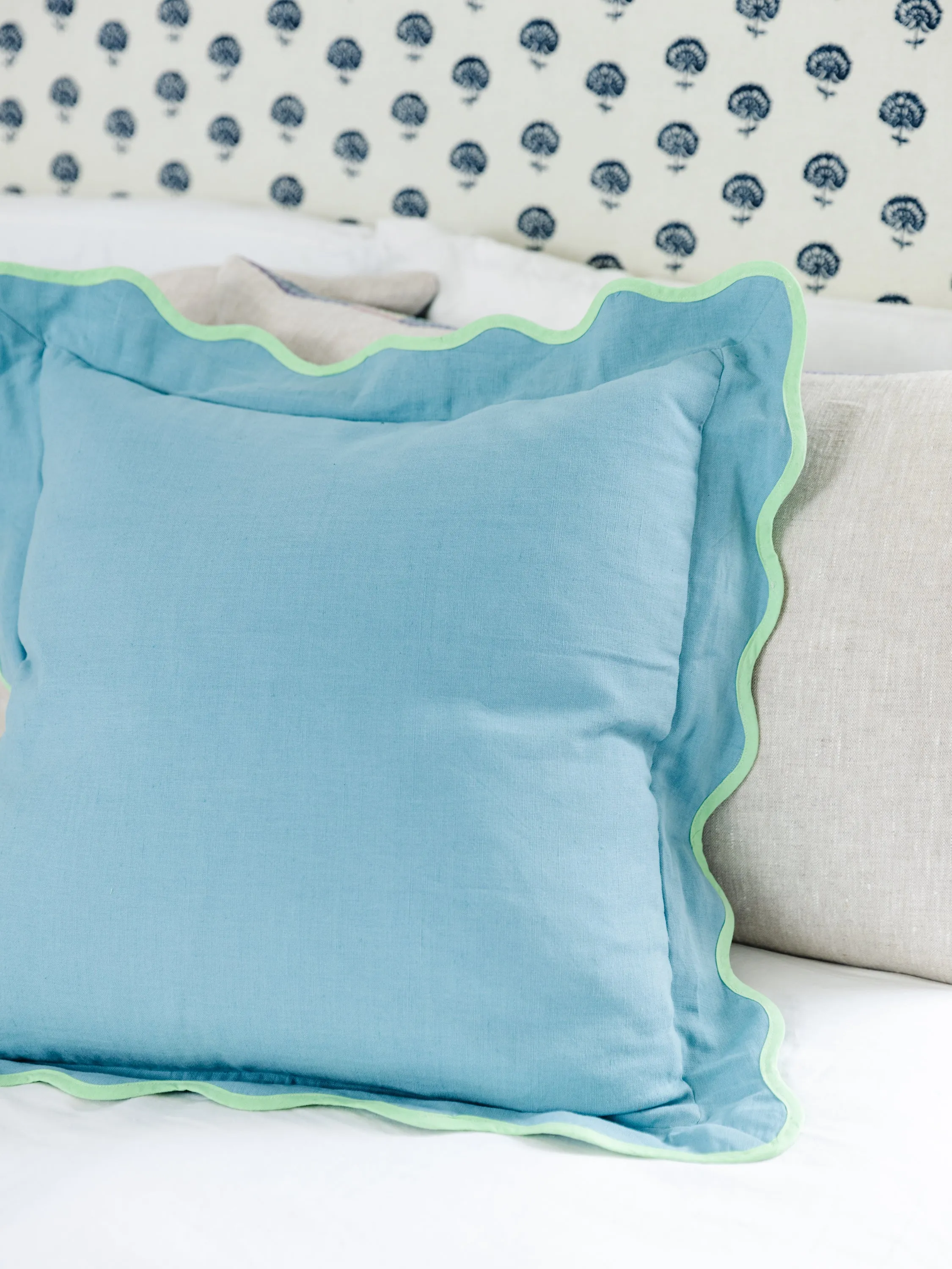 Darcy Linen Pillow - Aqua   Mint