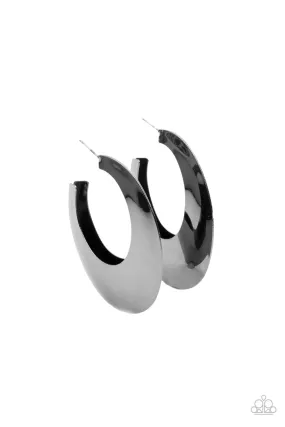 Going OVAL-board - Black Hoop Earring