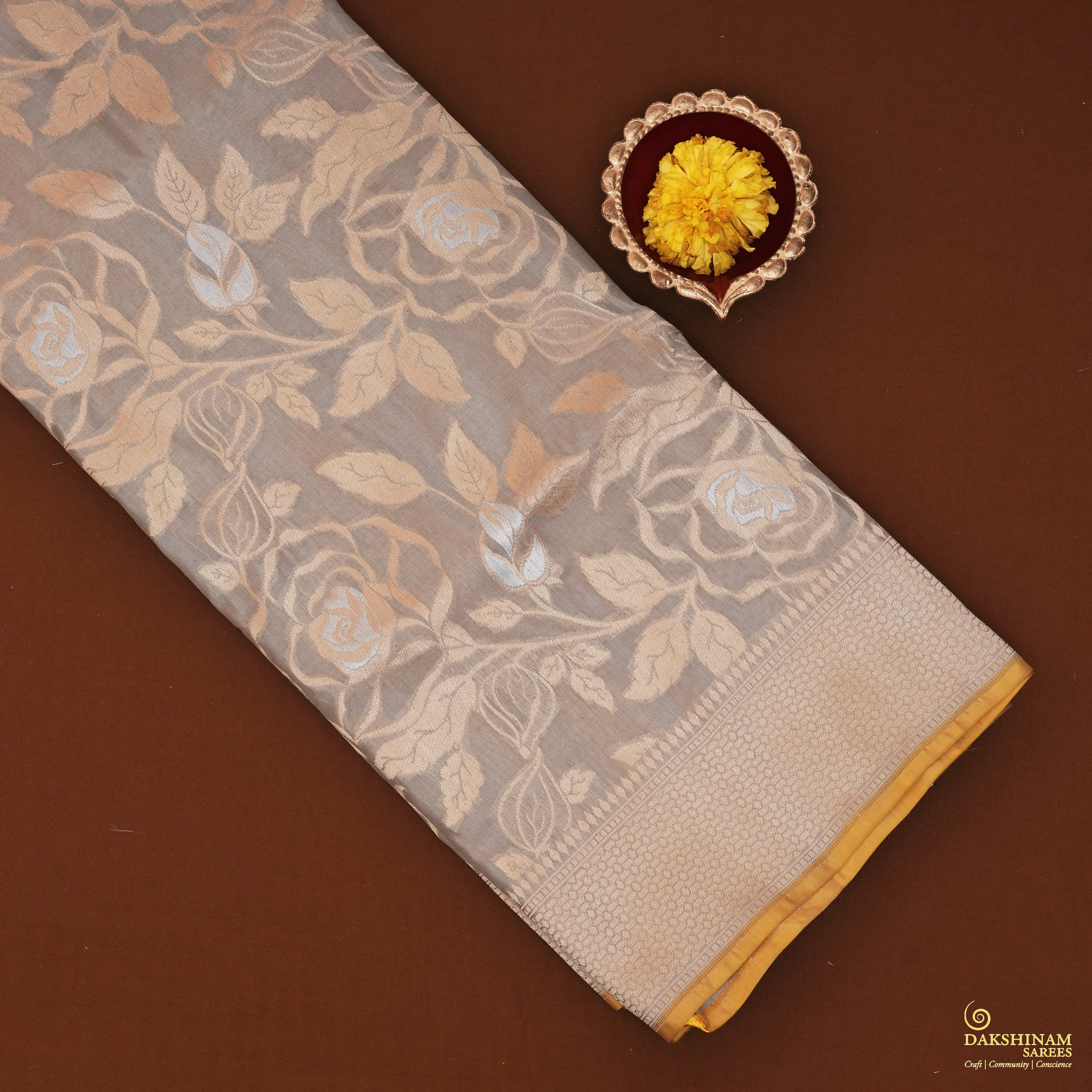 Handwoven Grey Banarasi Silk Saree - 2000T009310DSC