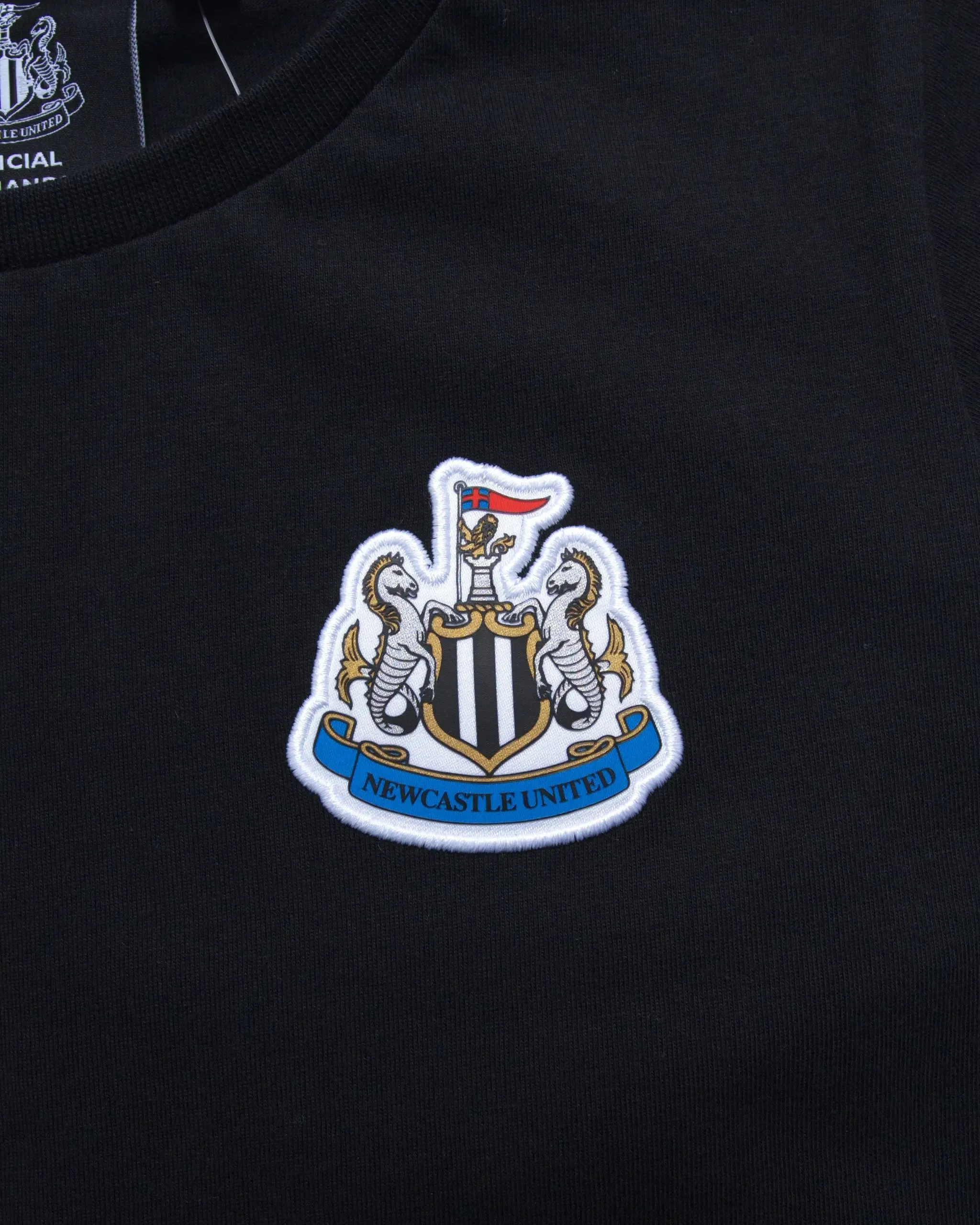 Newcastle United Girl's Black Terrace Crest T-Shirt