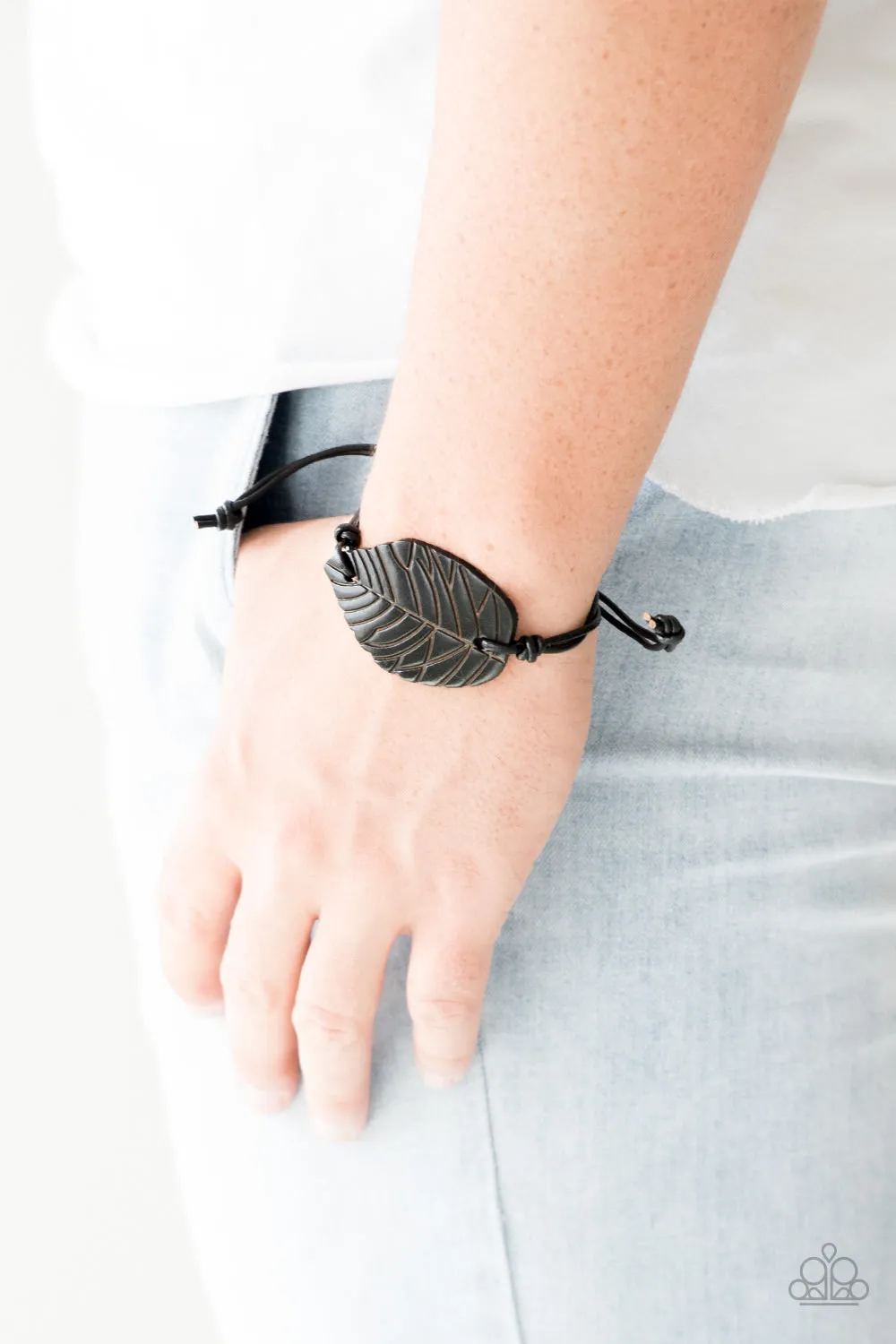 Paparazzi Forest Forager Black Bracelet