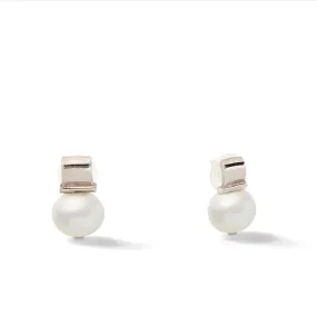 Smooth   Classic Sterling Pebble Pearl Posts