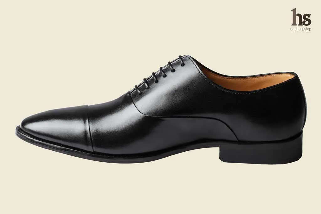 Toe Cap Pleated Oxford – Black