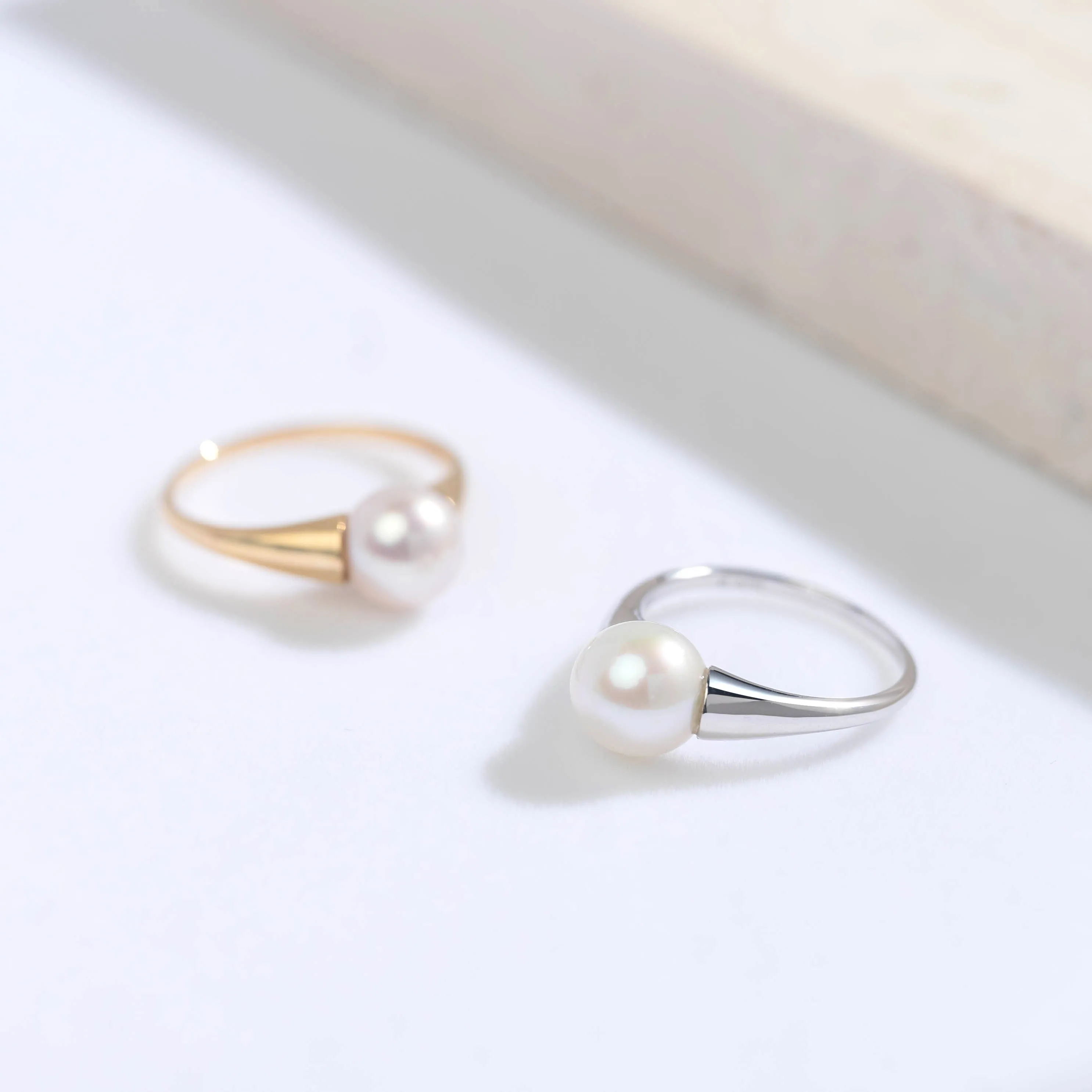 Top Grade Akoya Hanadama Pearl 18K Gold Ring KR00031